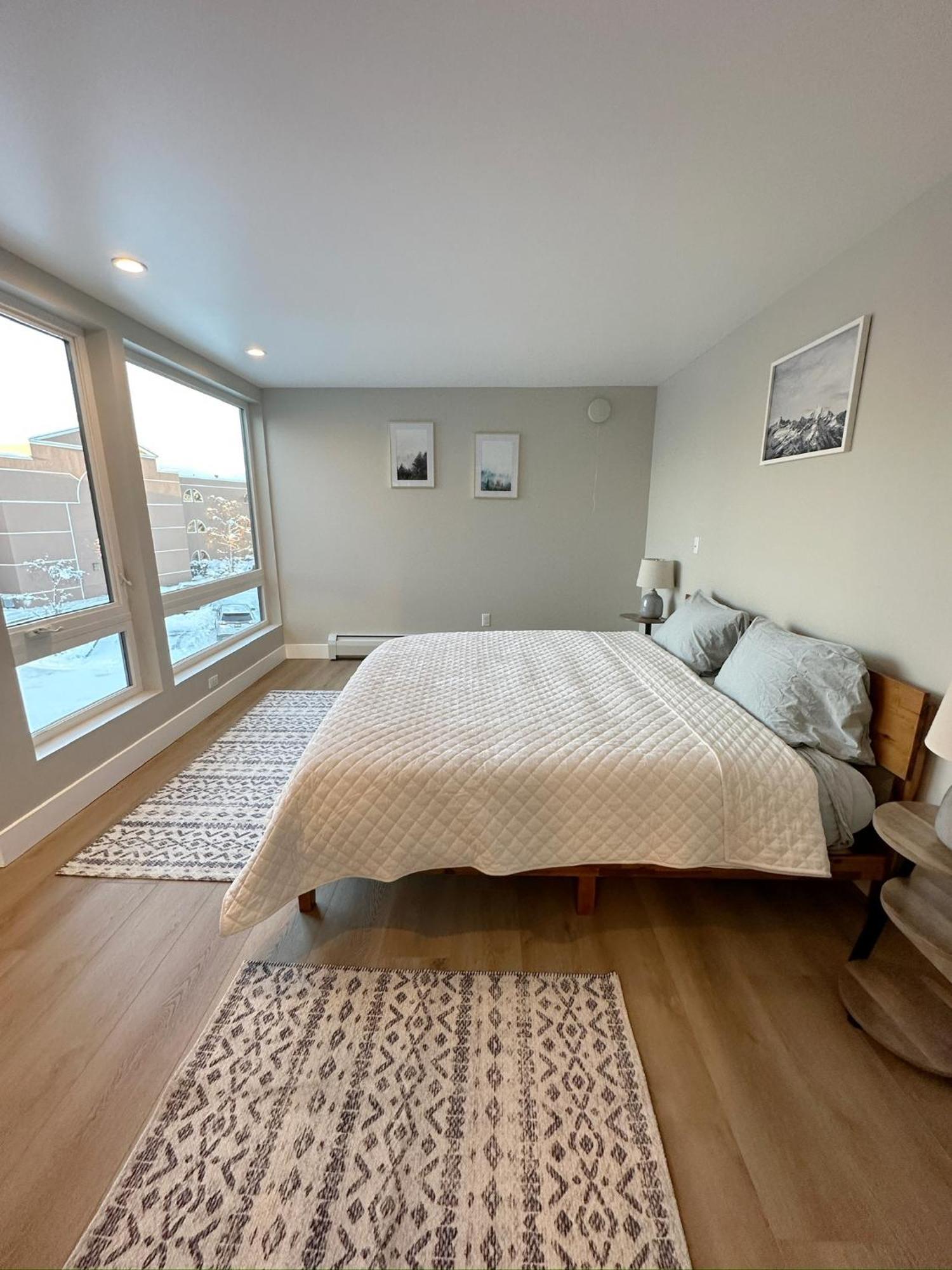 Bootlegger'S Nest Villa Anchorage Bagian luar foto