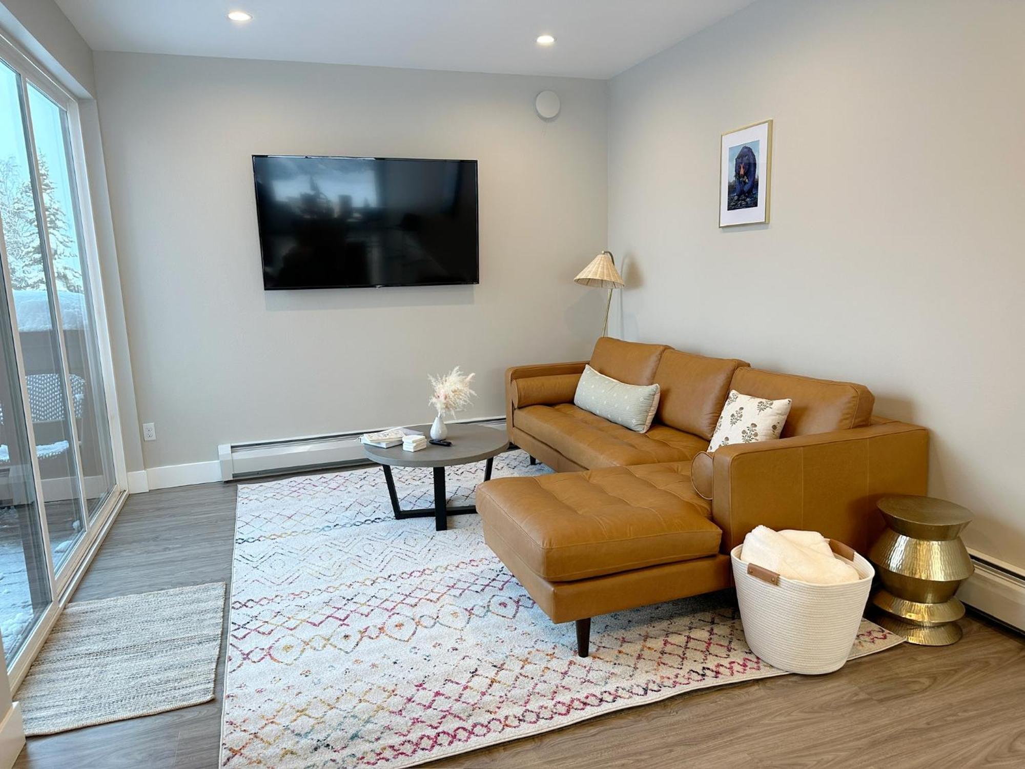 Bootlegger'S Nest Villa Anchorage Bagian luar foto